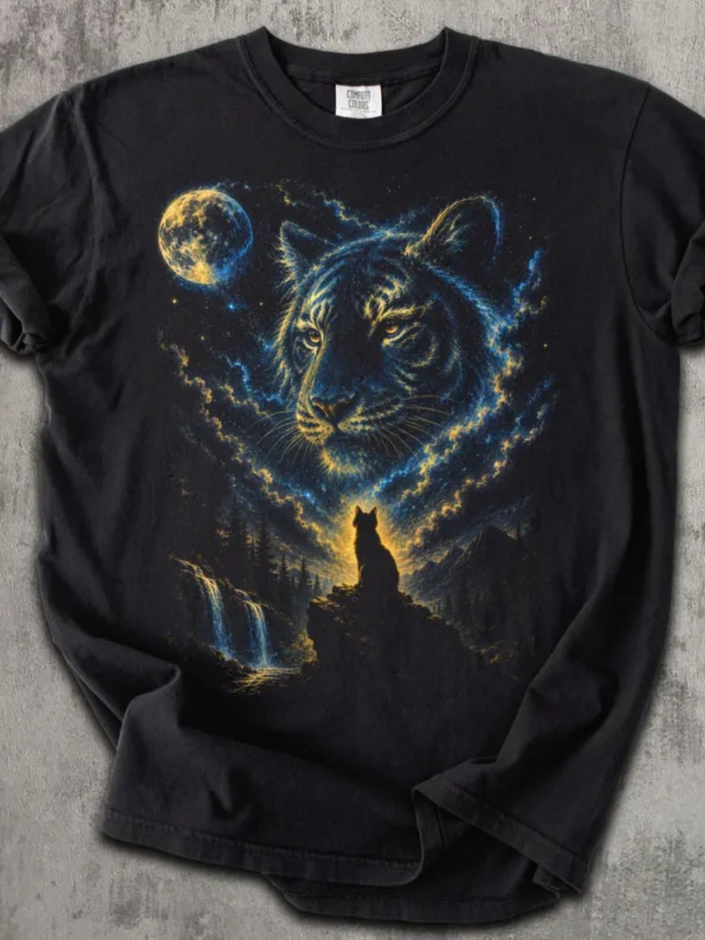 Comfort Black Short-Sleeve Tee with Celestial Tiger & Wolf Graphic